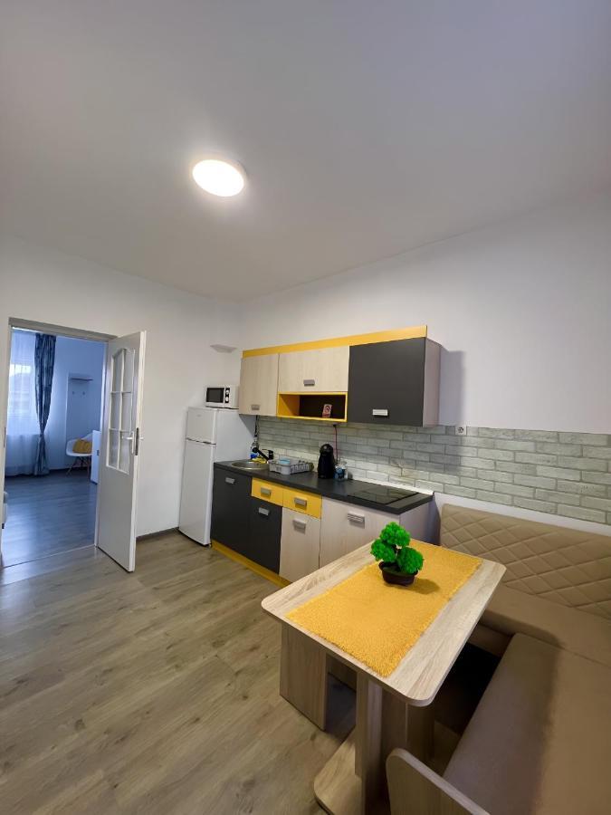 Apartamento Salt Mine Retreat - Free Parking Turda Exterior foto